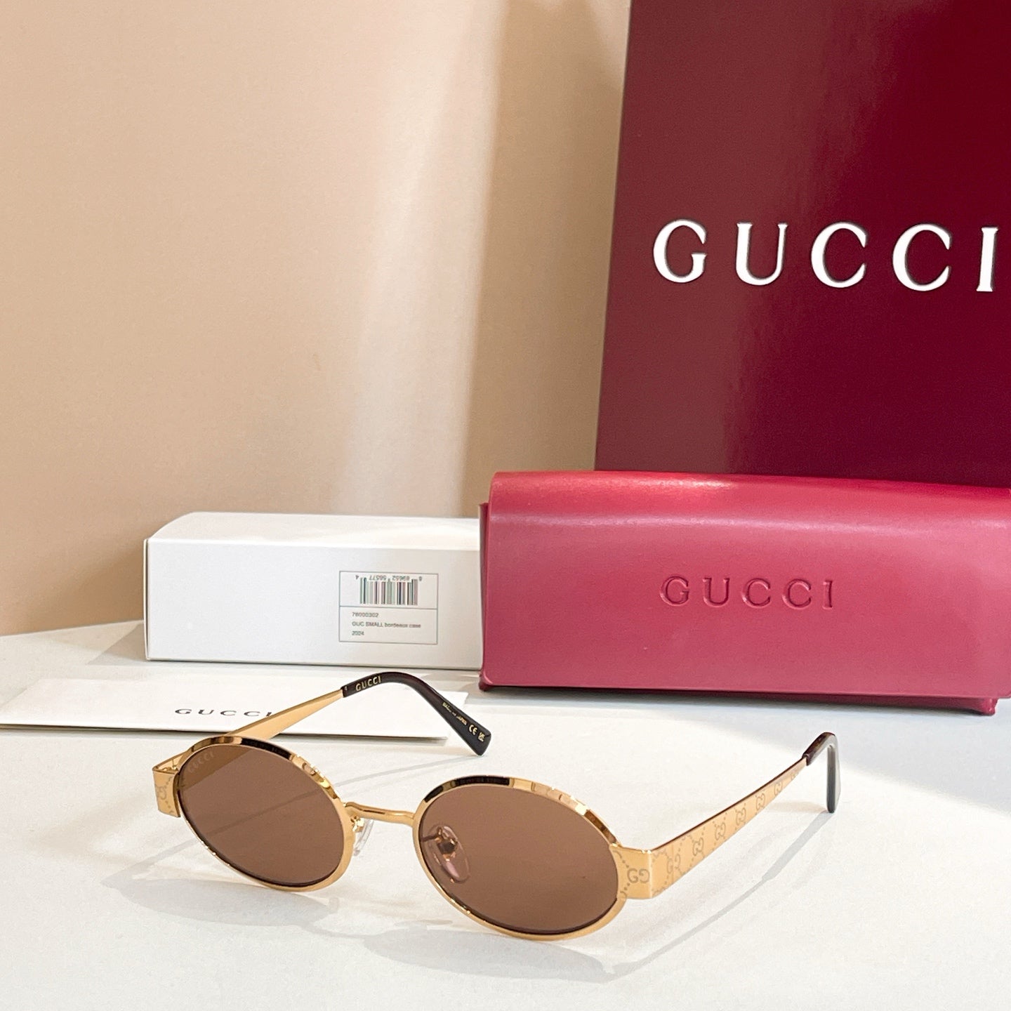 GG Oval GG Sunglasses