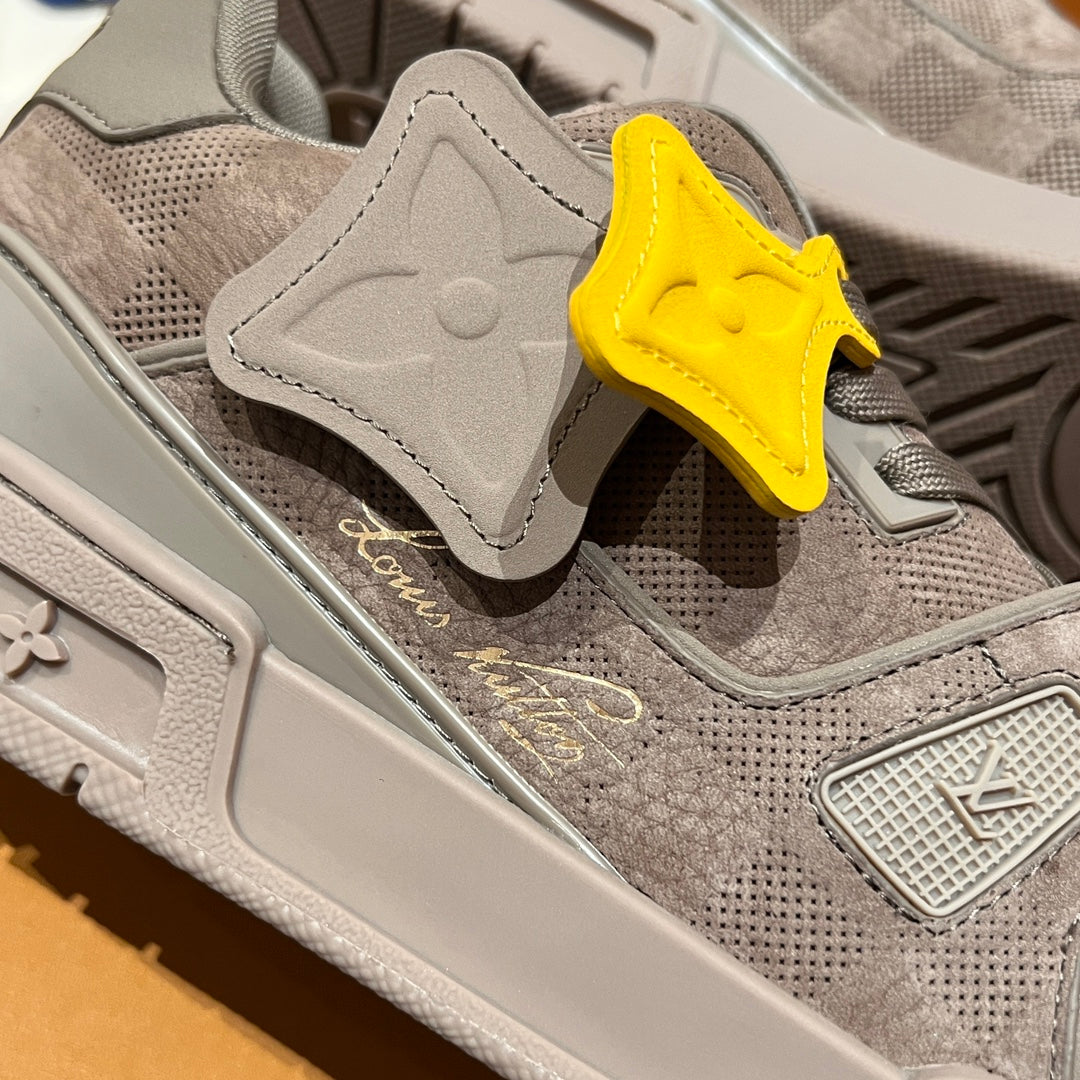 LV Trainer sneakers 1AH618