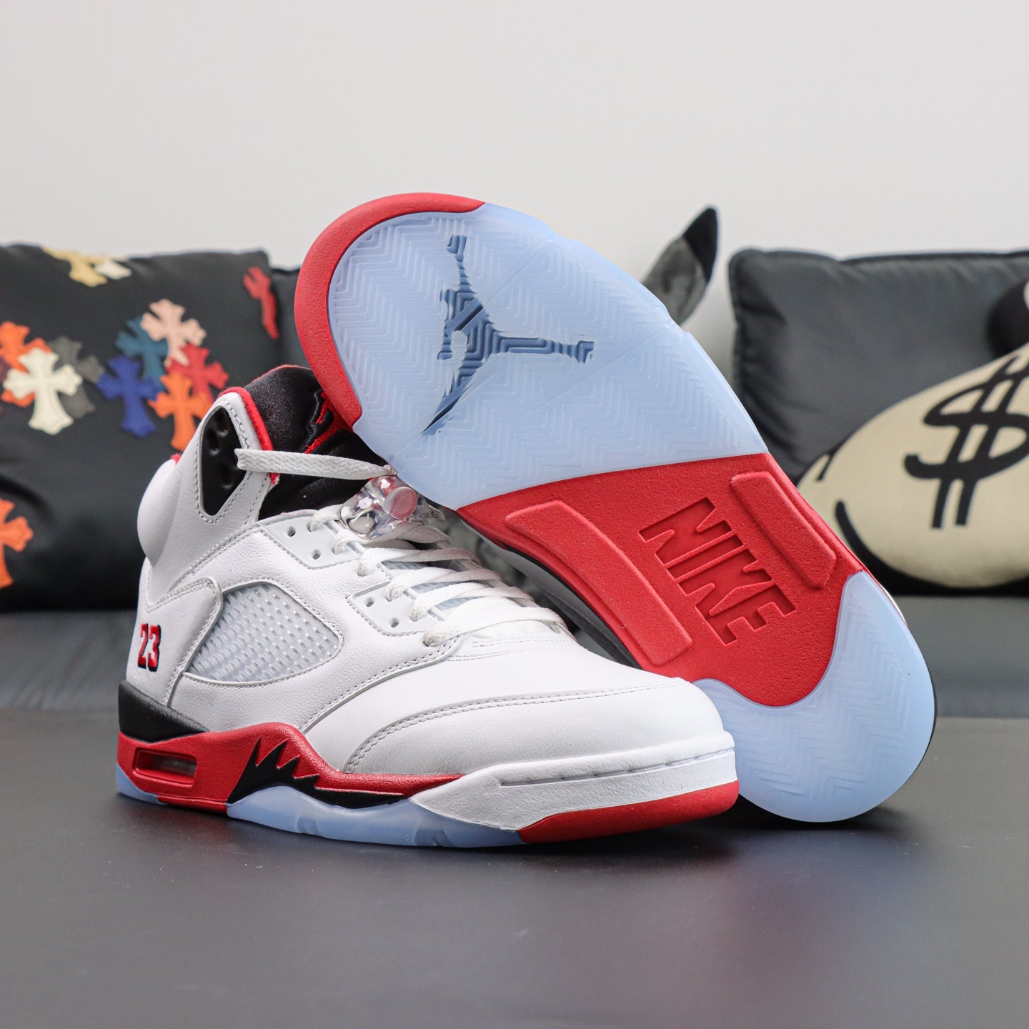 Air Jordan 5 Retro 'Fire Red' 2025