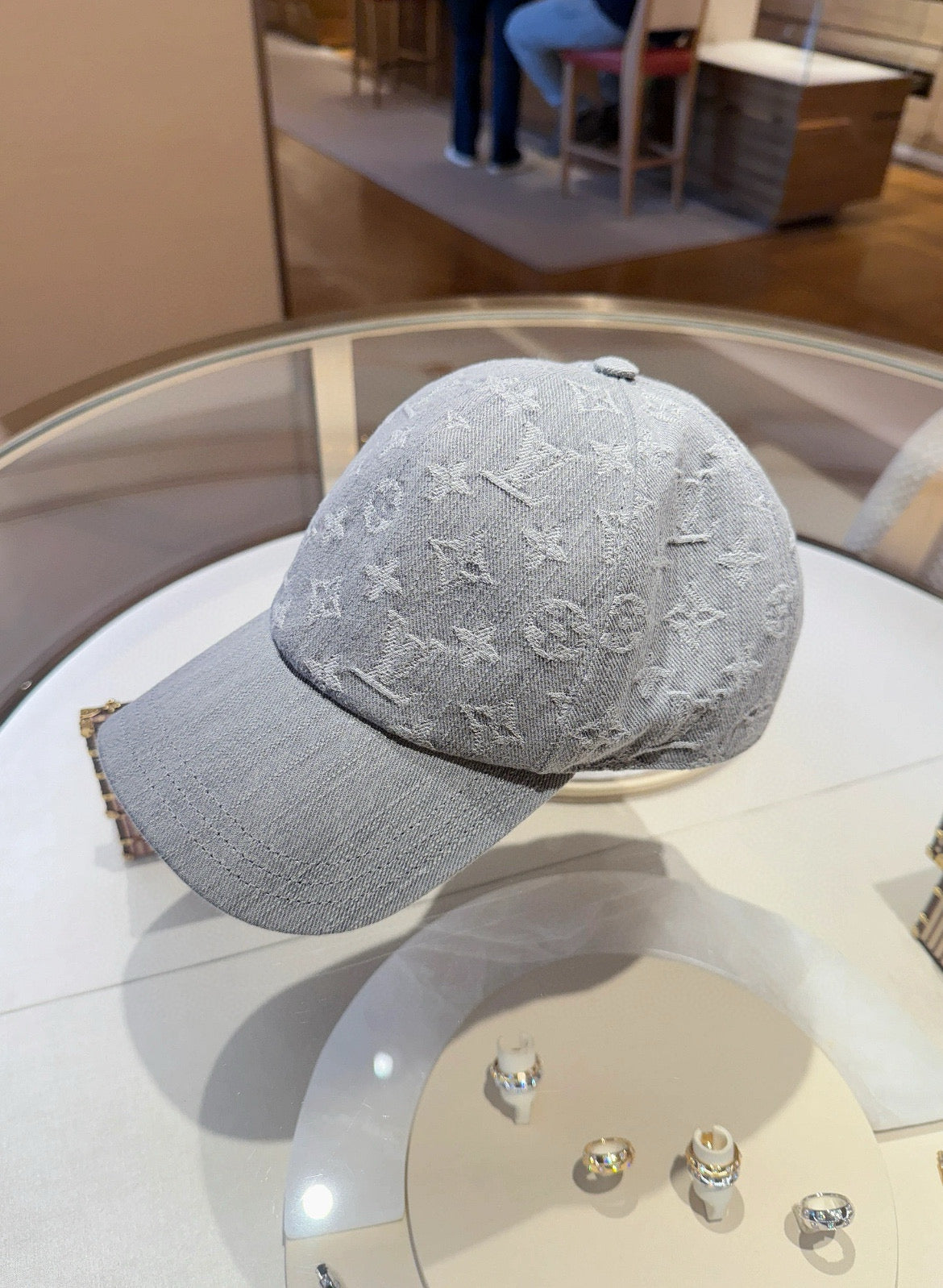 LV Denim cap M7942M