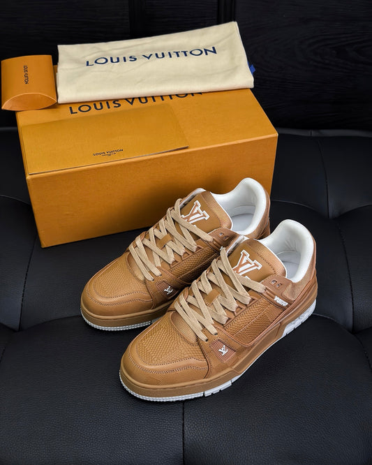 LV Trainer Sneaker 1AHTTJ