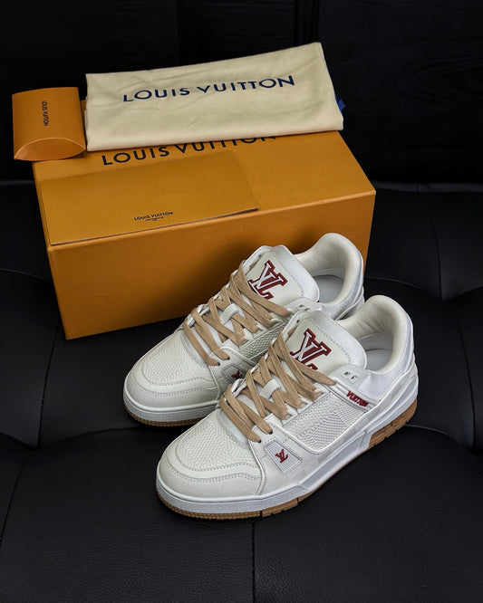 LV Trainer Sneaker 1AHTSK