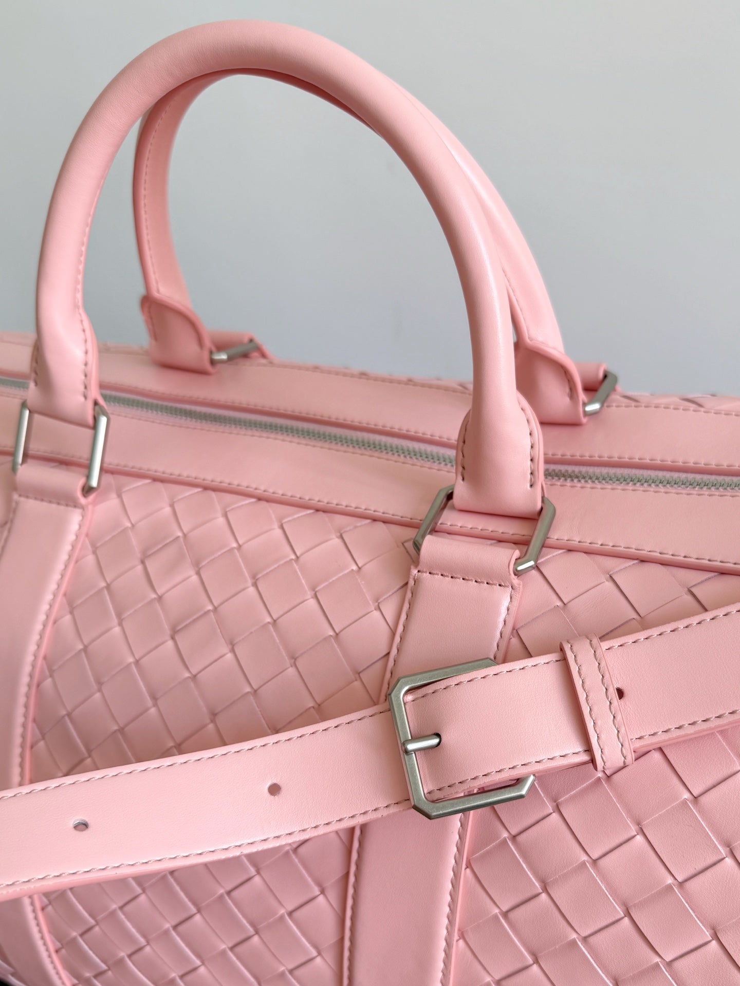 Bottega Veneta Intrecciato Cabin Duffle pink leather
