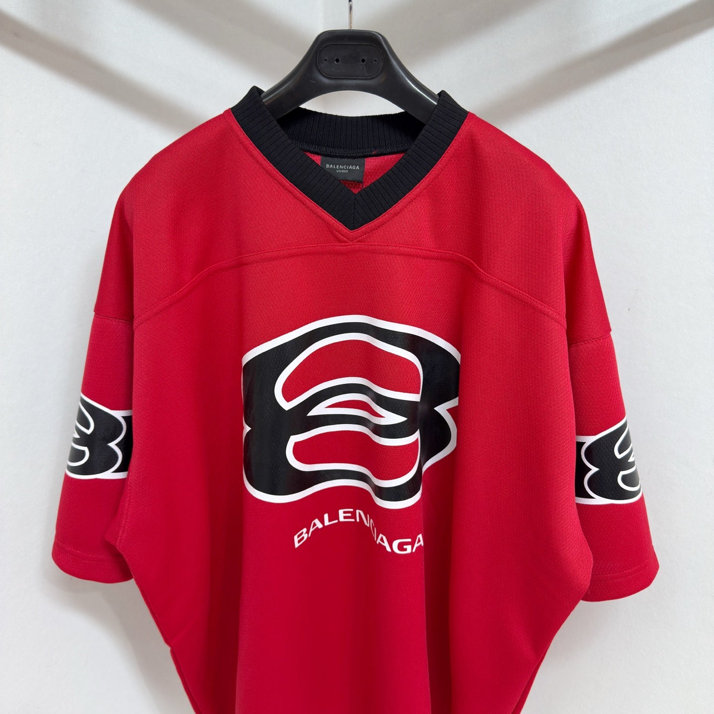 BB Men's American Football Top in Red