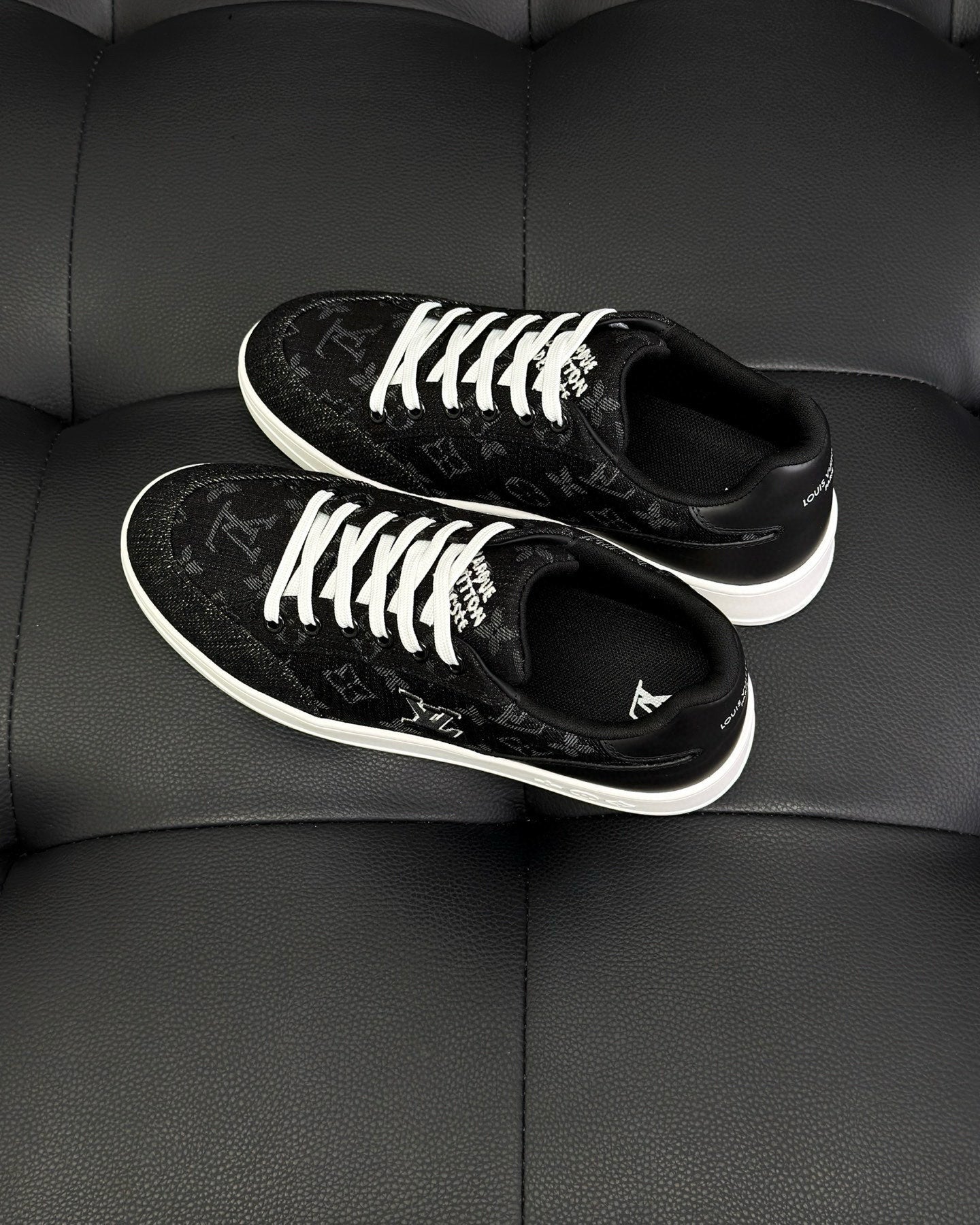 LV Resort Sneaker 1AHQPC