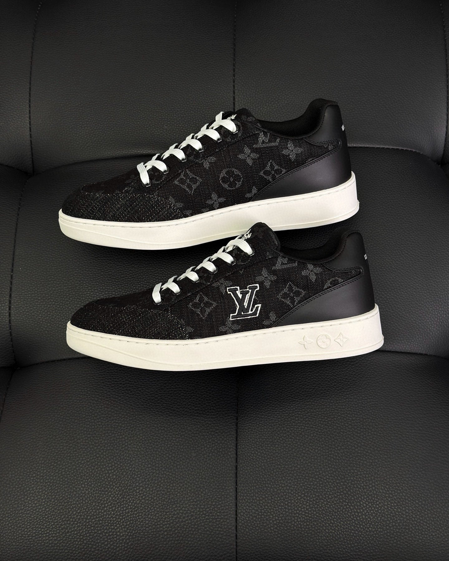 LV Resort Sneaker 1AHQPC