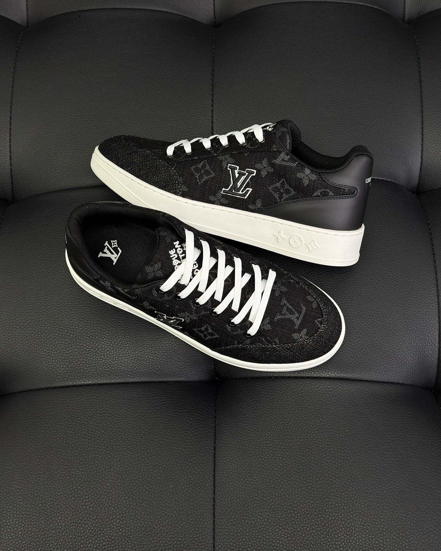 LV Resort Sneaker 1AHQPC