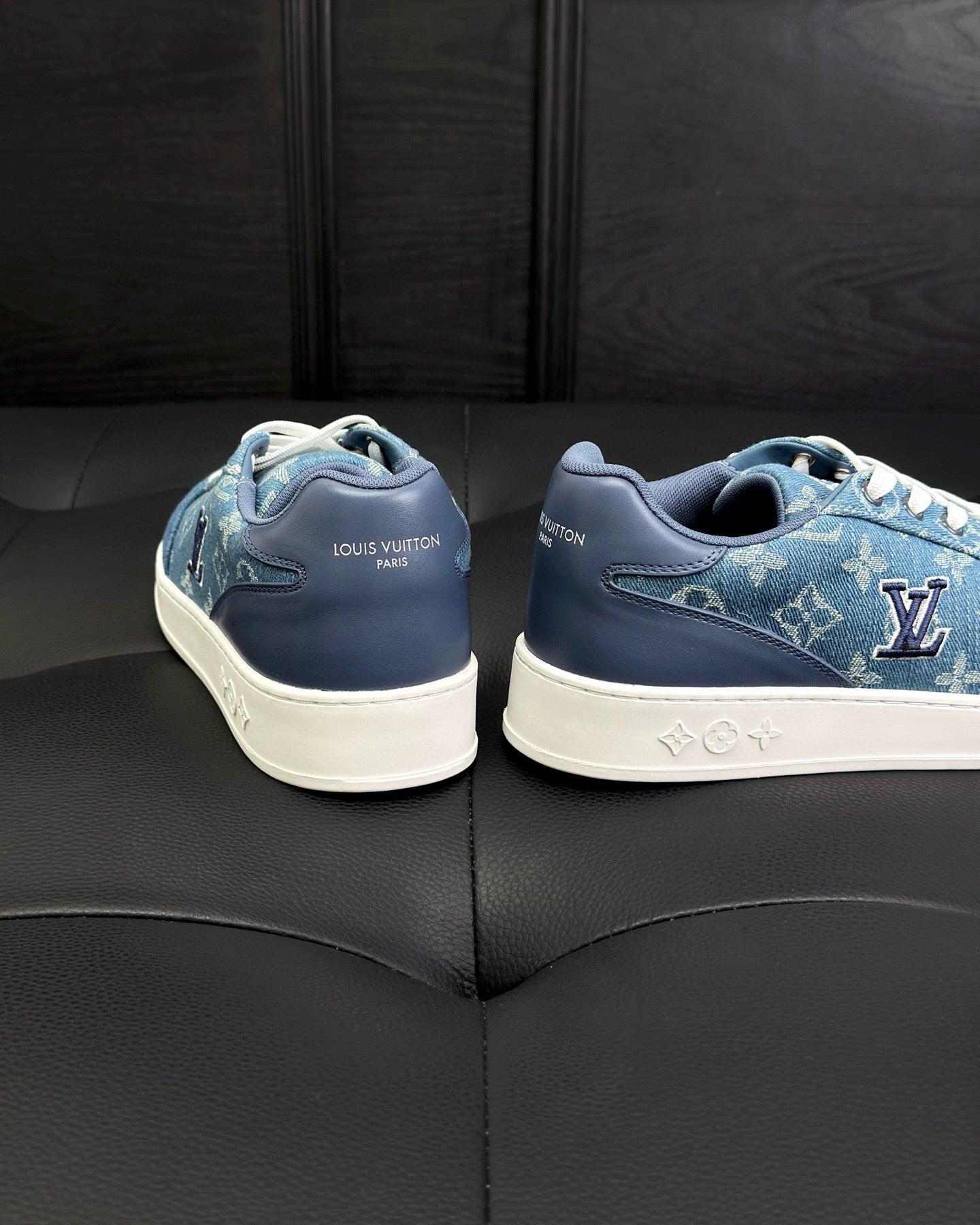 LV Resort Sneaker 1AHQOV