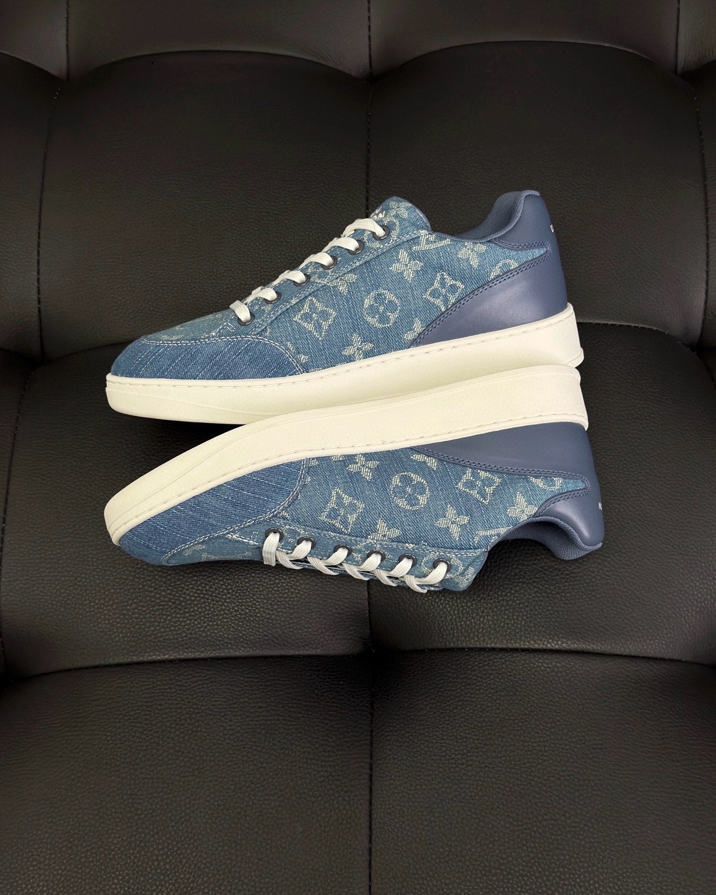 LV Resort Sneaker 1AHQOV