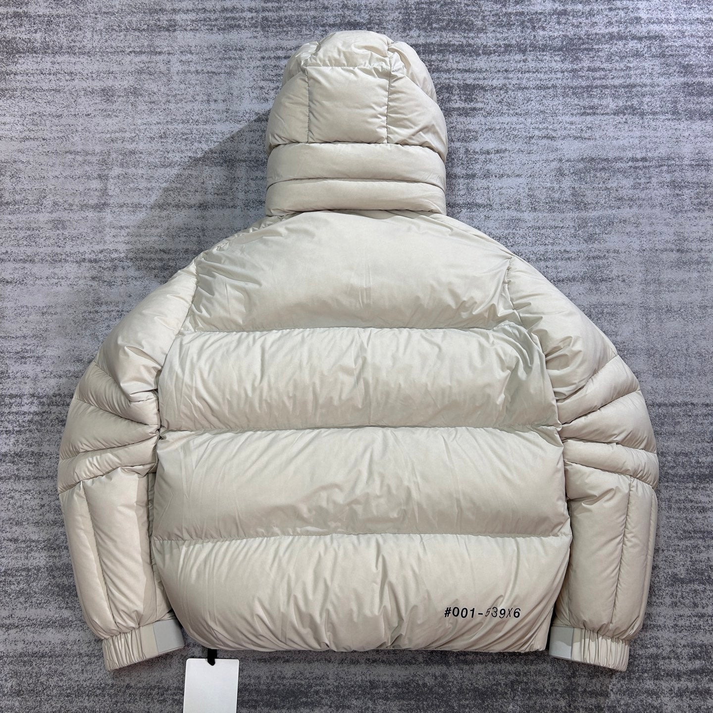 Moncler Grenoble Cherferie Short Down Jacket