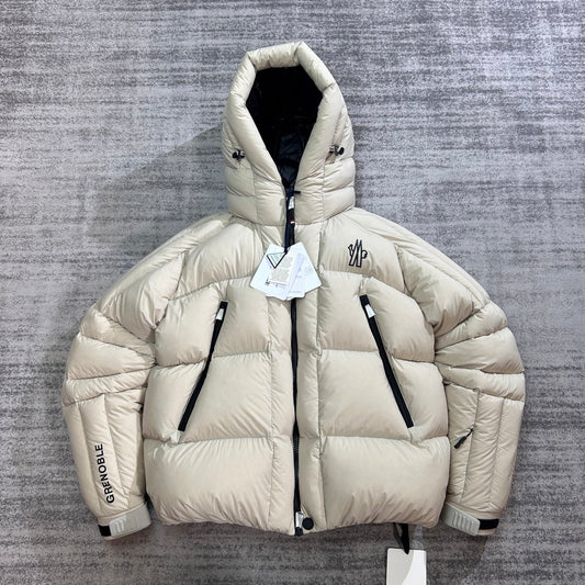 Moncler Grenoble Cherferie Short Down Jacket