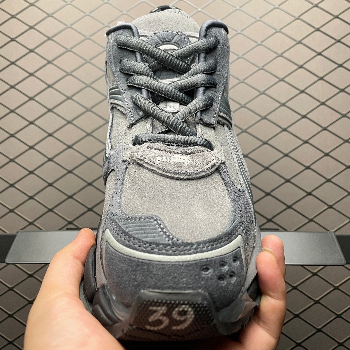 BB Suede runner sneakers