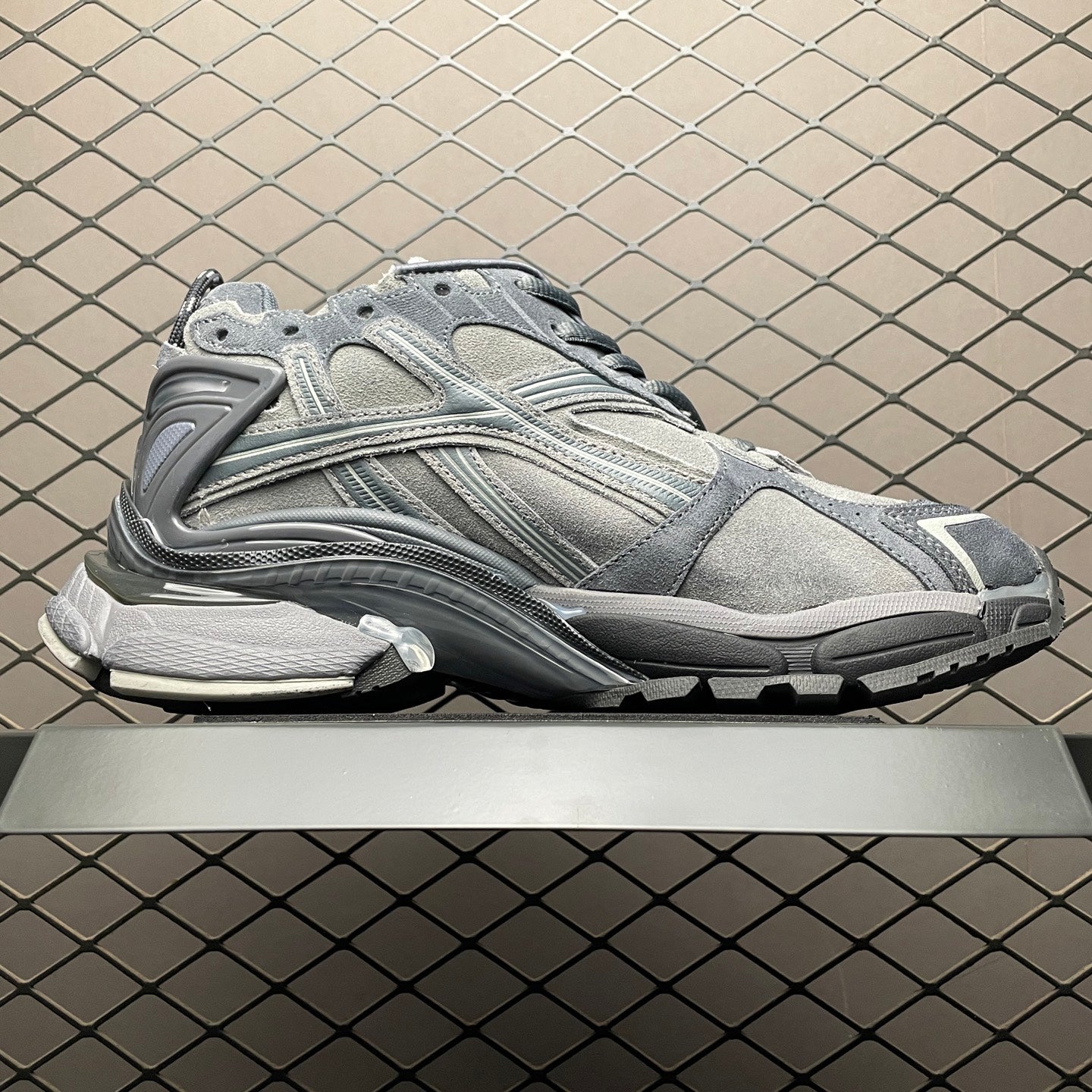 BB Suede runner sneakers