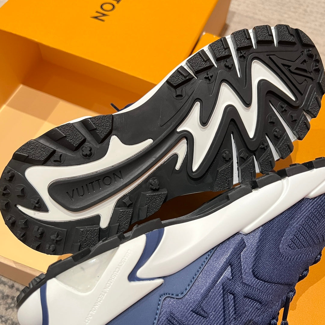 LV Runner Tatic Sneaker 1AILJY