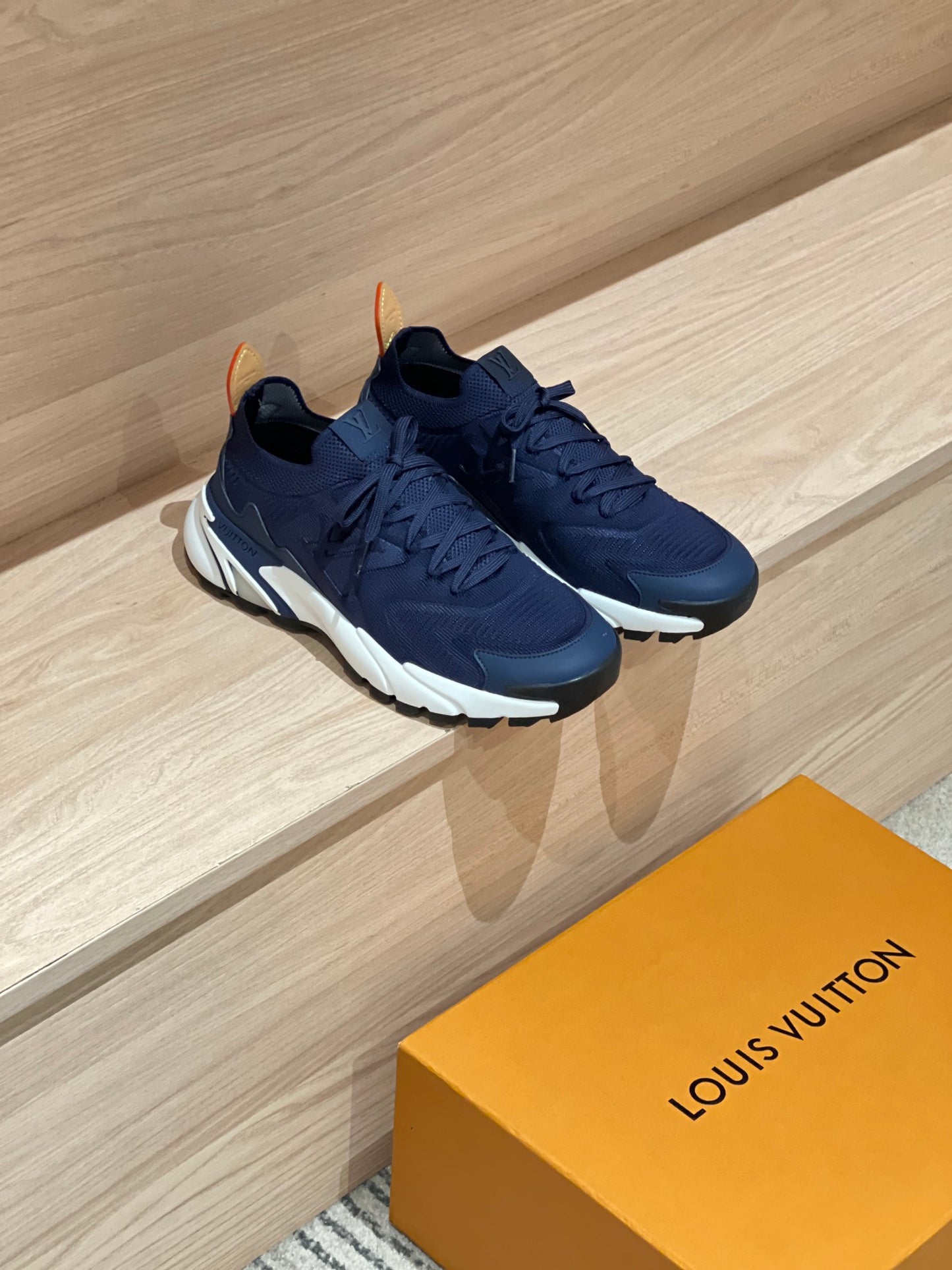 LV Runner Tatic Sneaker 1AILJY