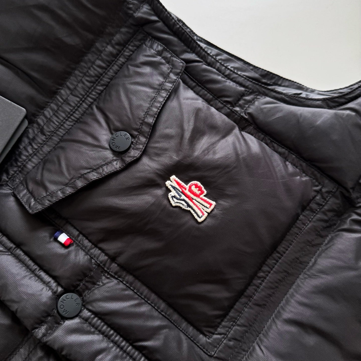 Moncler Grenoble Nylon Nantu Sleeveless Down Jacket