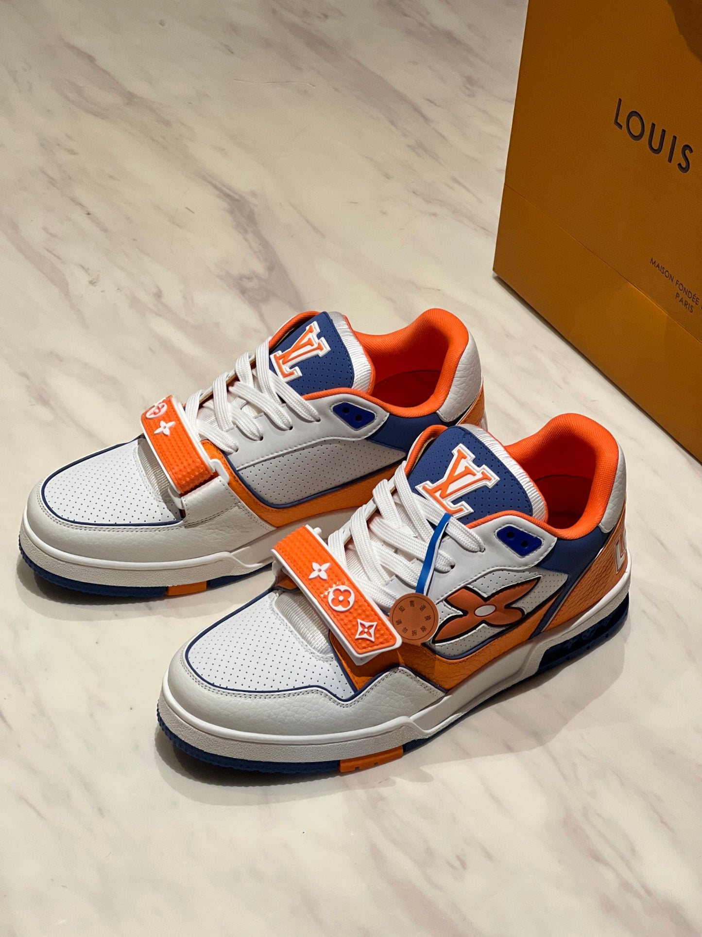 LV Trainer sneakers 1AIIYG