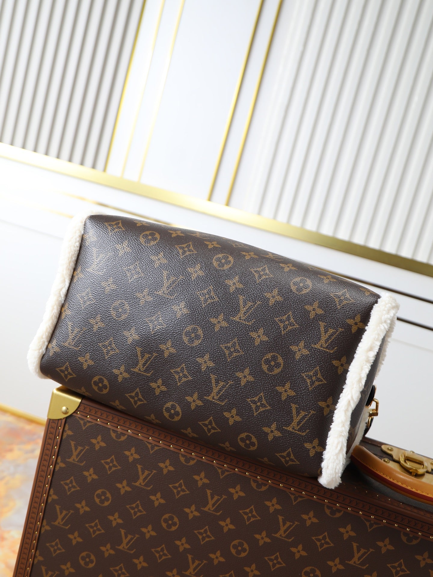 LV Speedy Soft 30 Teddy M26326
