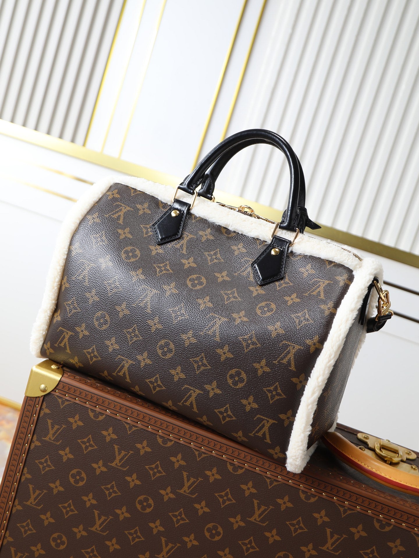 LV Speedy Soft 30 Teddy M26326