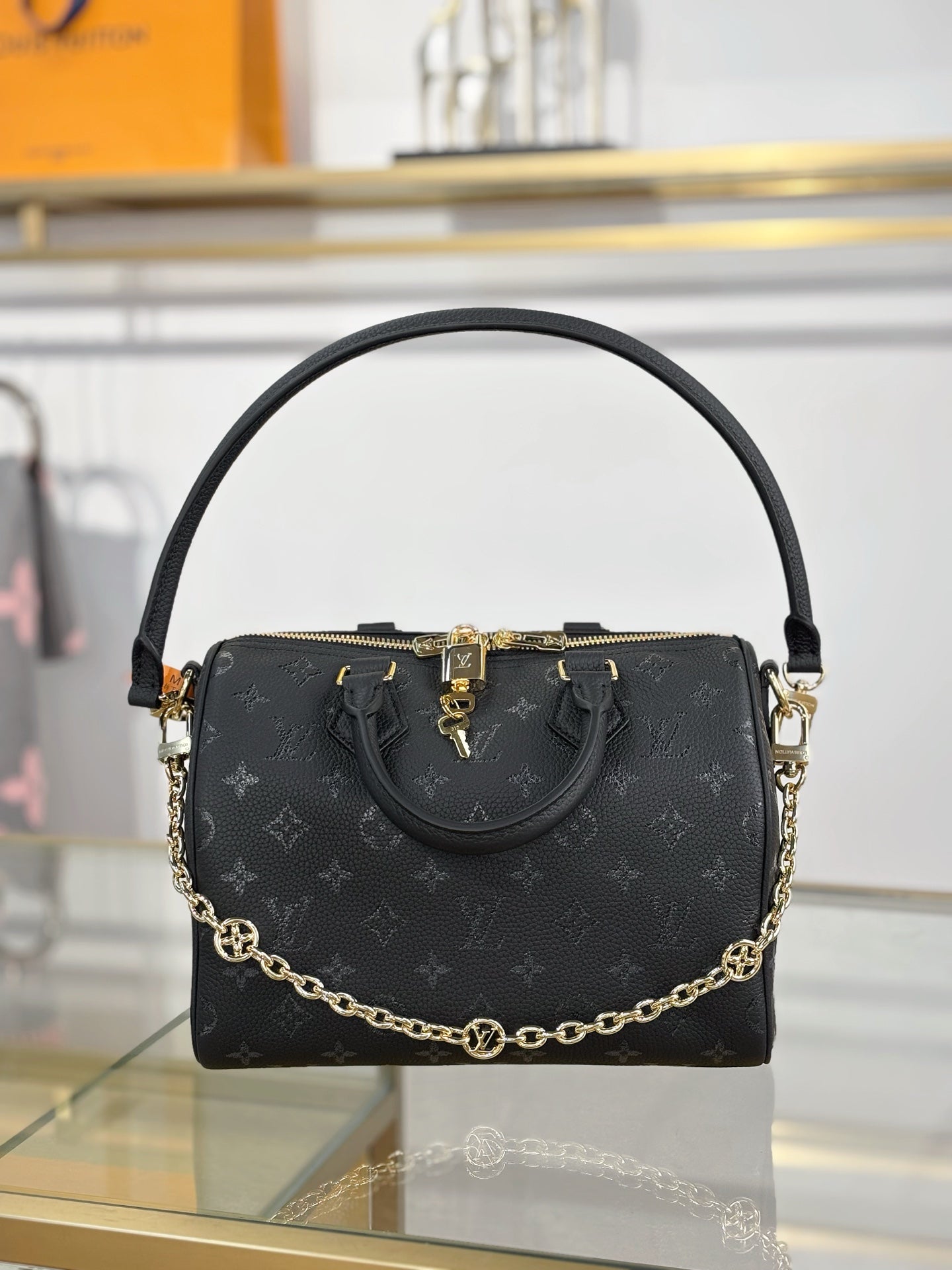 LV Speedy Bandoulière 25 M26486