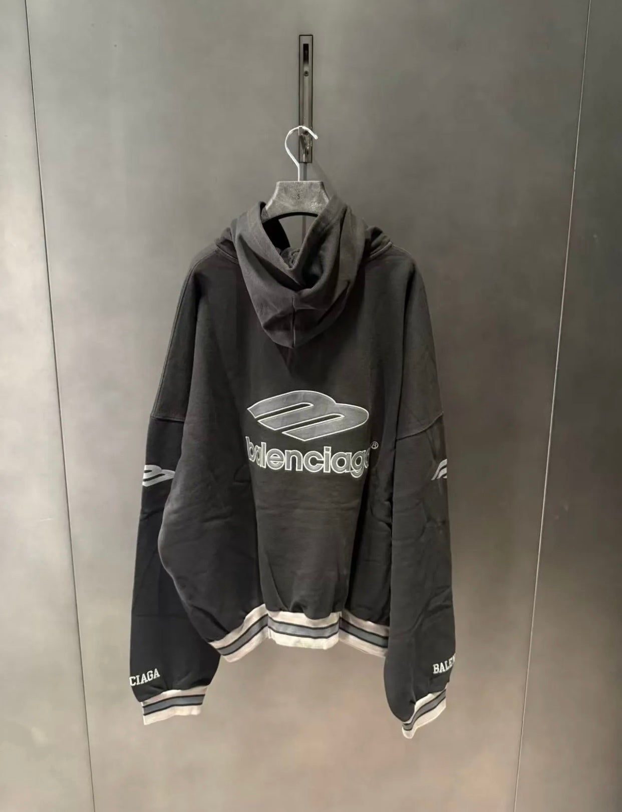 BB Men's 3b Football Polo Hoodie in Black/anthracite