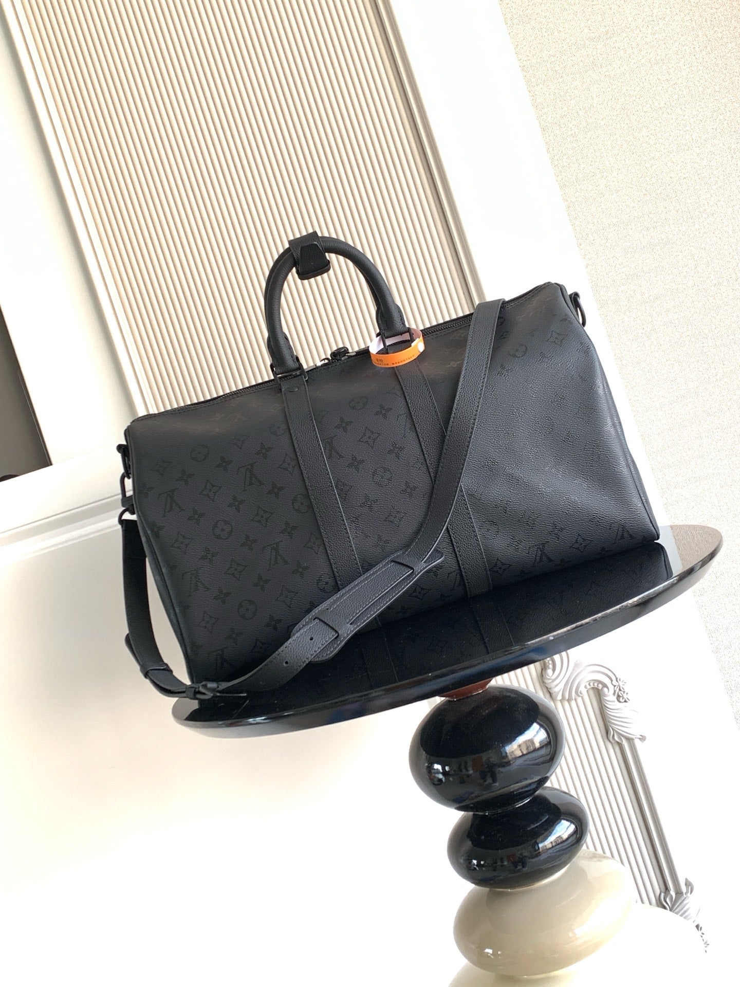 LV Keepall Bandouliere 45 M28403