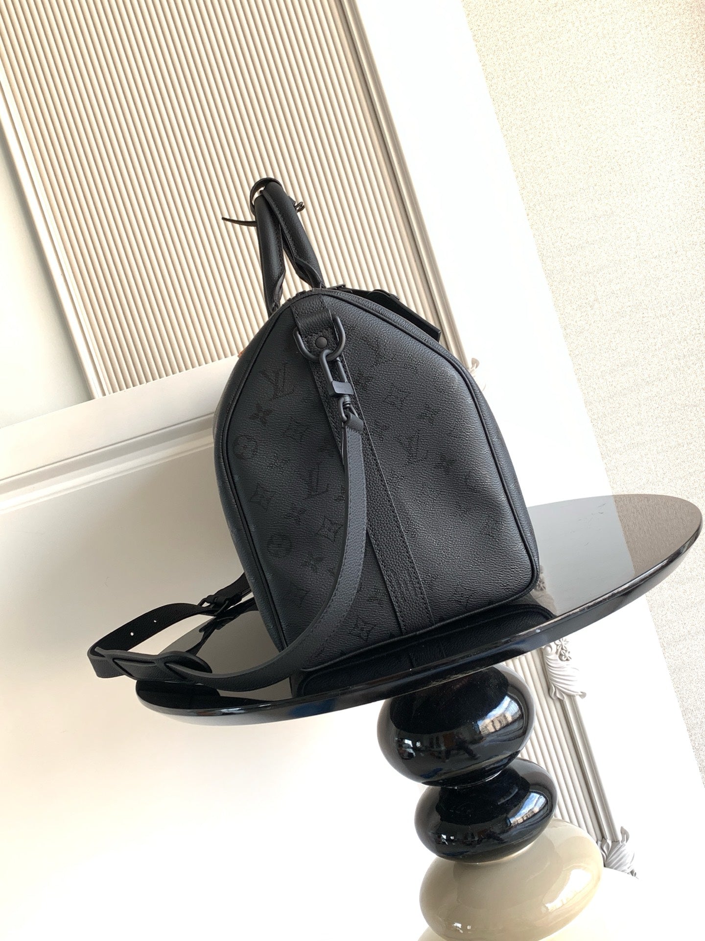 LV Keepall Bandouliere 45 M28403
