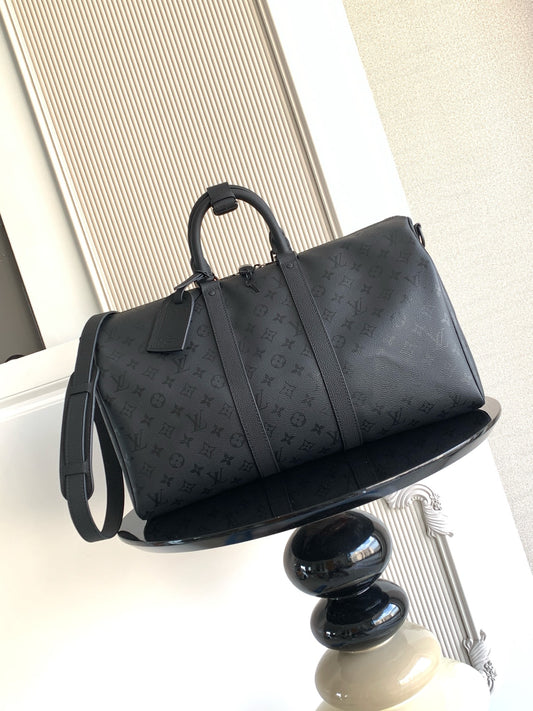 LV Keepall Bandouliere 45 M28403