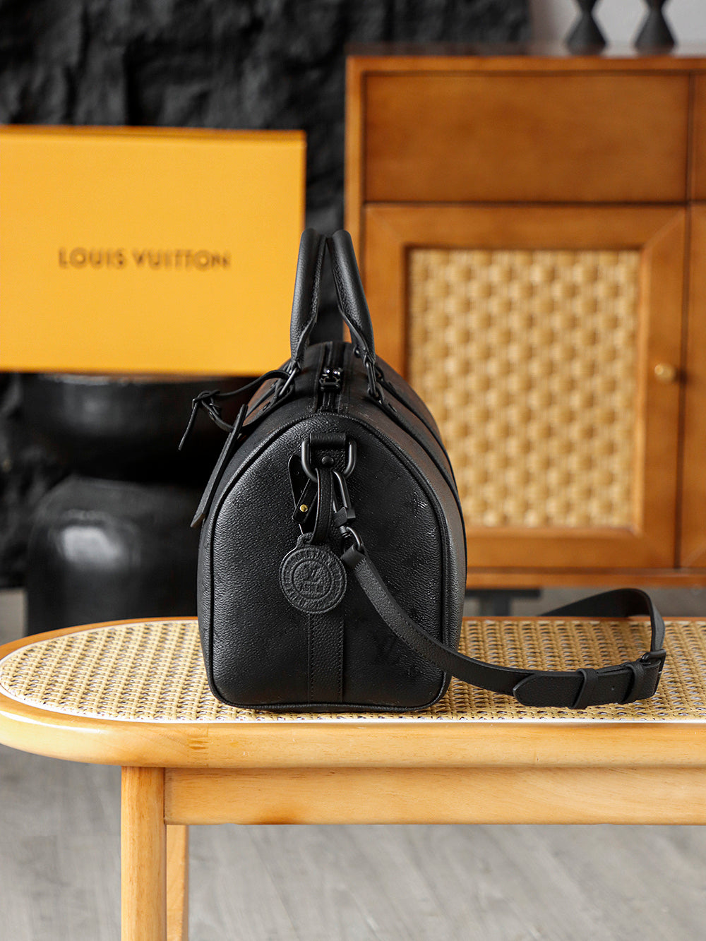 LV Keepall Bandoulière 35 M28370