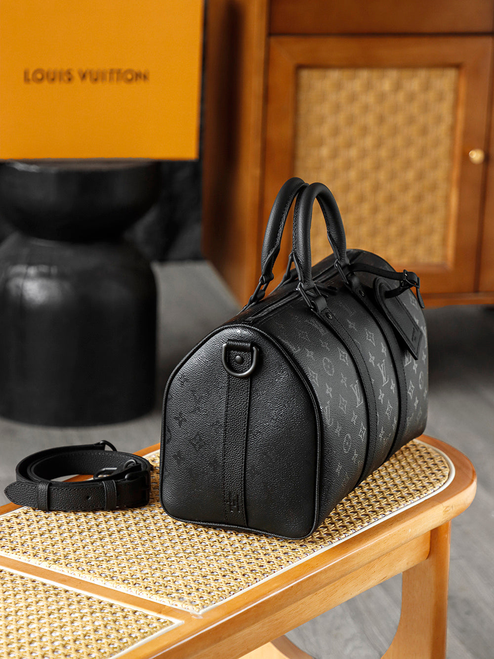 LV Keepall Bandoulière 35 M28370