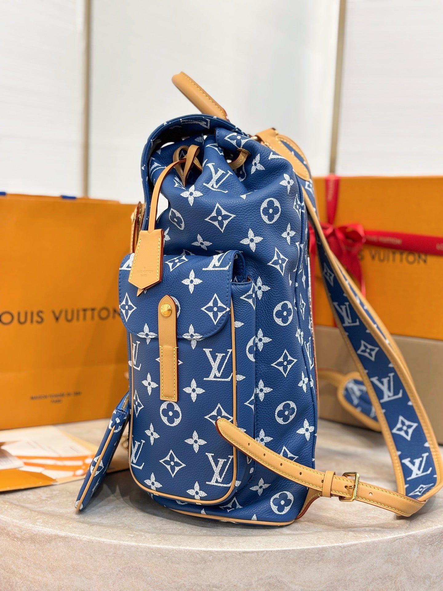 LV Christopher MM BAG 2026 M55699