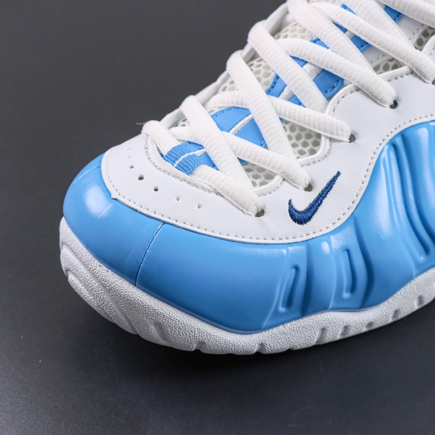 Nike Air Foamposite Pro 'University Blue' 2026