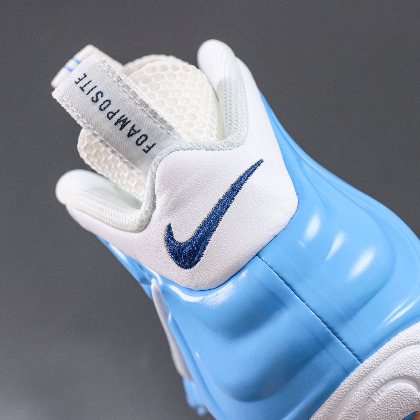 Nike Air Foamposite Pro 'University Blue' 2026