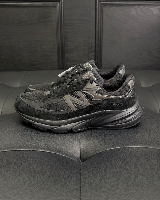 New Balance 990v6  Sneakers (Black)