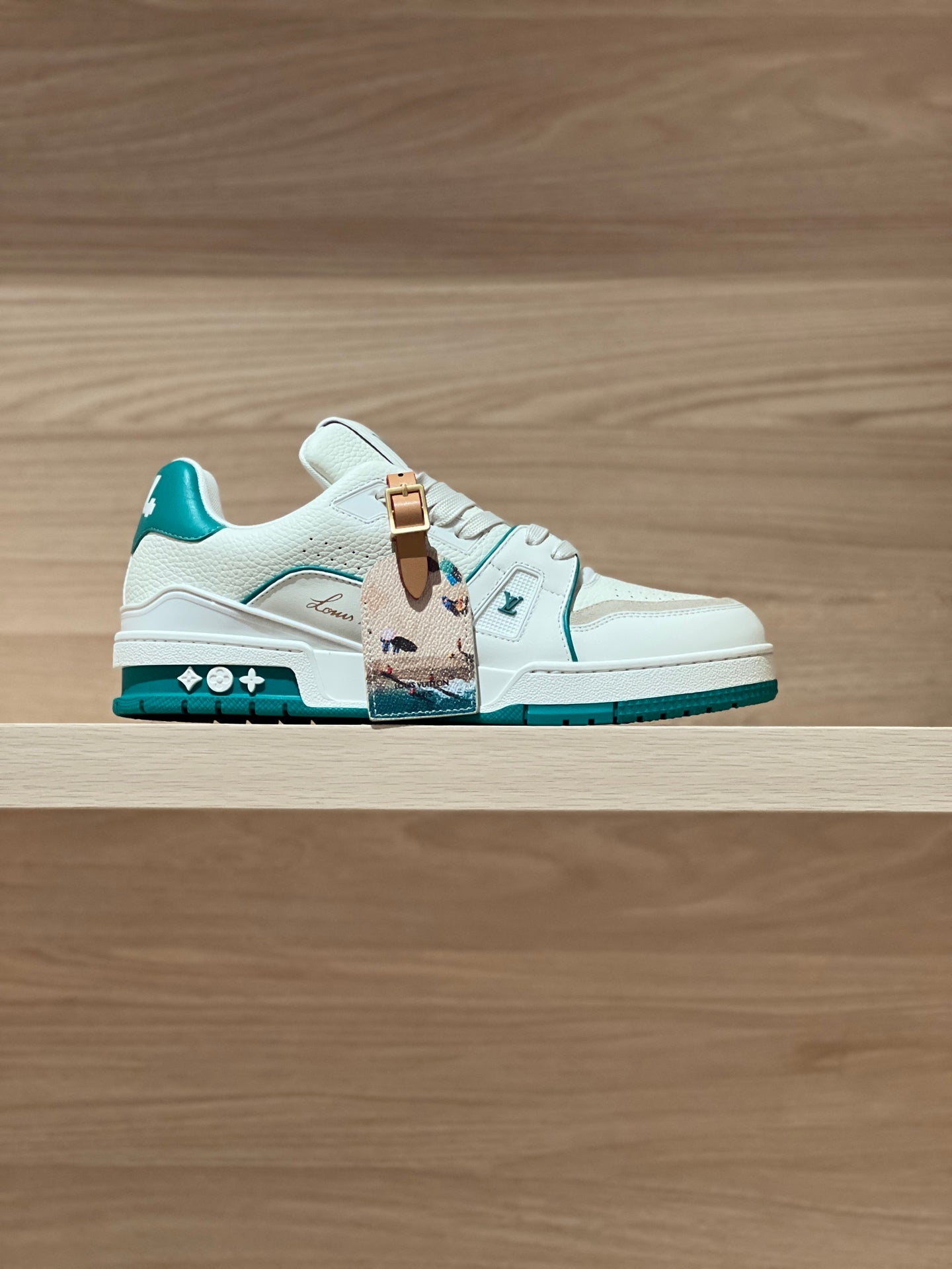 LV Trainer Sneaker 1AKRDP