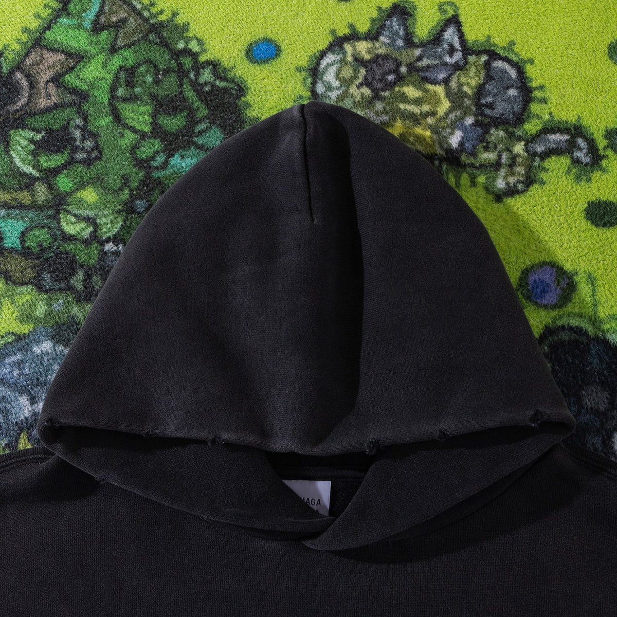 BB Men's Paris Thunderstorm Medium Fit Hoodie in Black