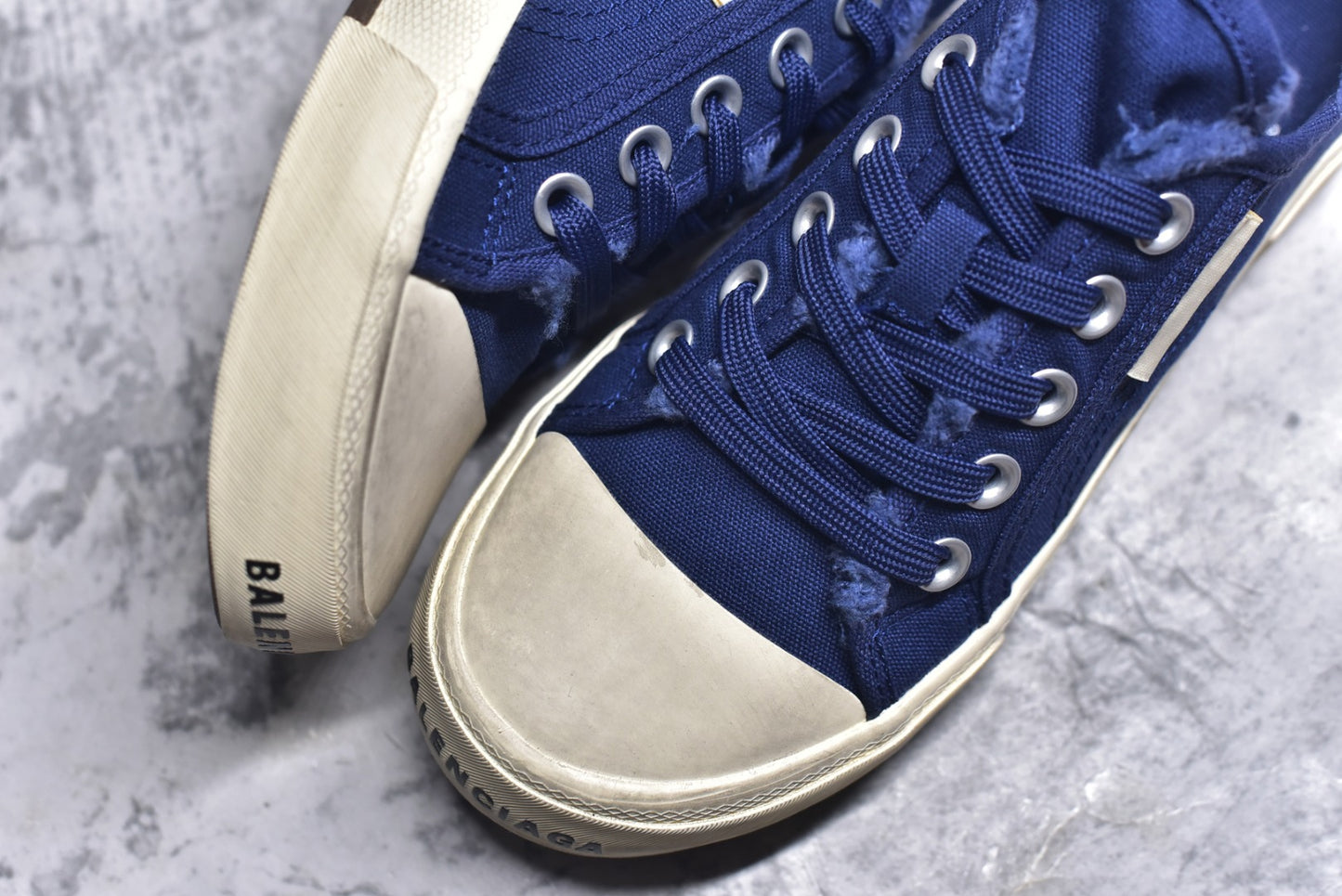 BB Paris Low Top Sneaker