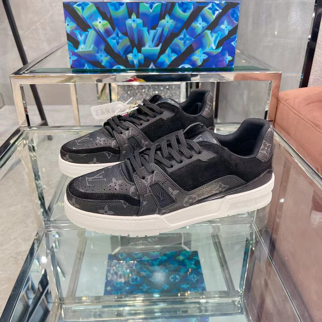 Louis Vuitton LV Trainer Sneakers